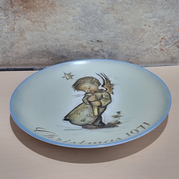 Schmid Hummel Christmas 1971 Decorative Wall Hanging Plate - Picture 5 of 10